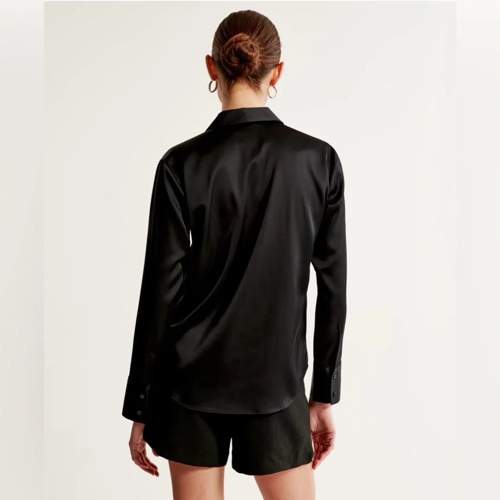 Abercrombie & Fitch Long-Sleeve Satin Button-Up Shirt - Picture 6 of 13